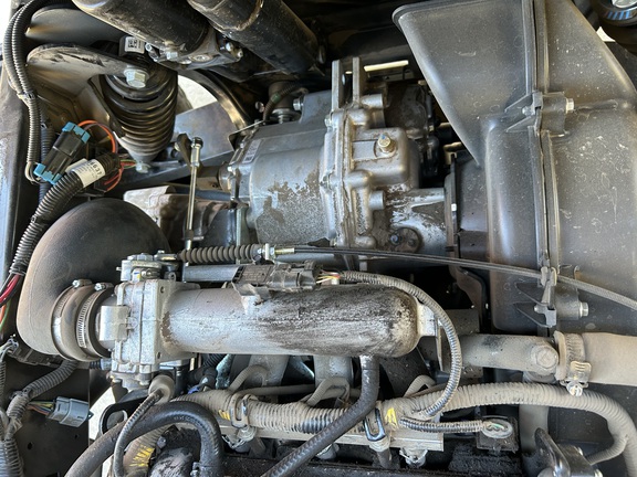 2021 John Deere XUV 835M ATV