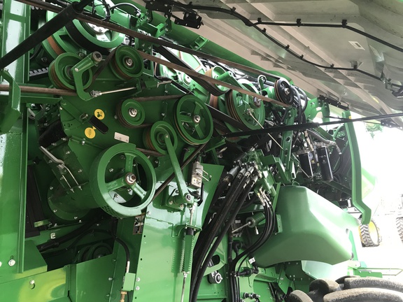 2022 John Deere X9 1100 Combine