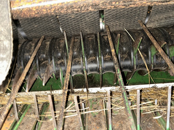 2019 John Deere 560M Baler/Round