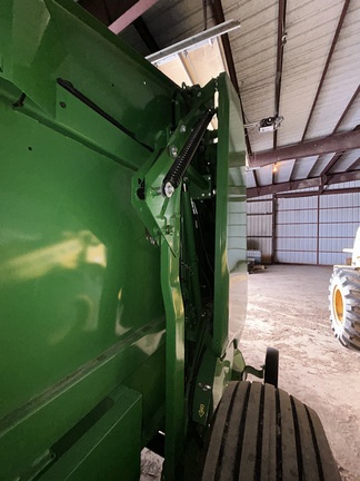 2019 John Deere 560M Baler/Round