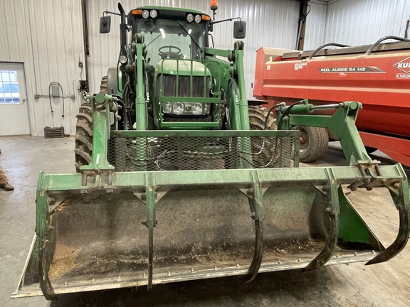 2011 John Deere 7330 Tractor