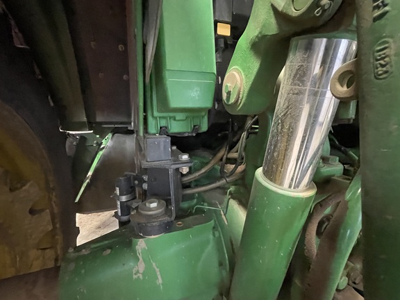 2011 John Deere 7330 Tractor