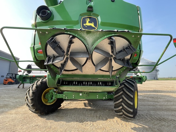 2024 John Deere S780 Combine