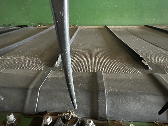 2012 John Deere 640FD Header Combine