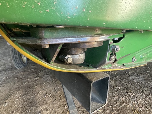 2012 John Deere 640FD Header Combine