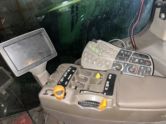 2014 John Deere 9410R Tractor 4WD