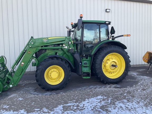 2025 John Deere 6R 215 Tractor