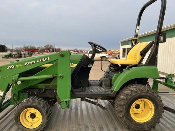 2004 John Deere 2210 Tractor Compact
