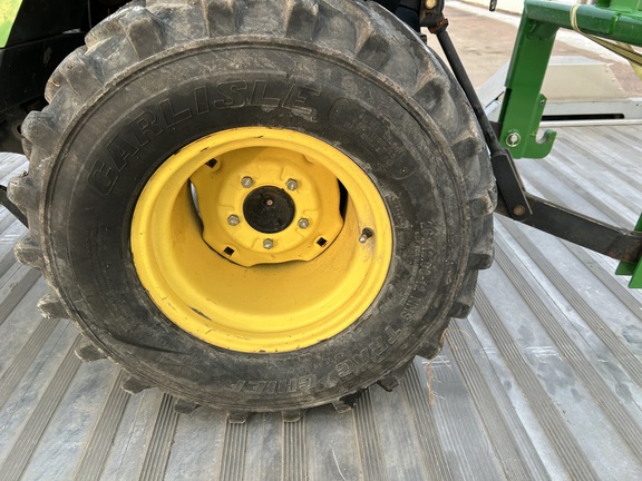 2004 John Deere 2210 Tractor Compact