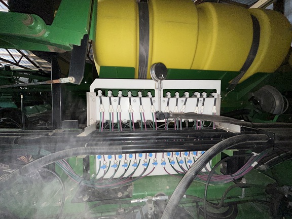 2013 John Deere DB60 Planter