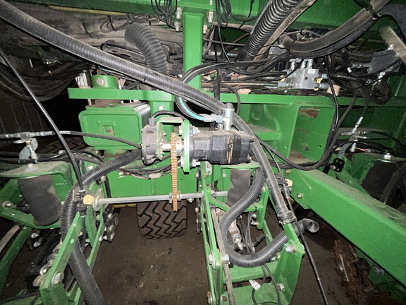 2013 John Deere DB60 Planter