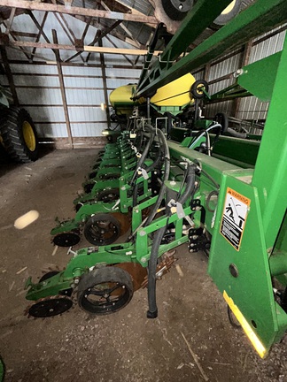 2013 John Deere DB60 Planter