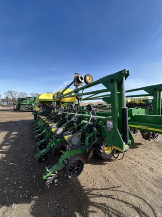 2013 John Deere DB60 Planter