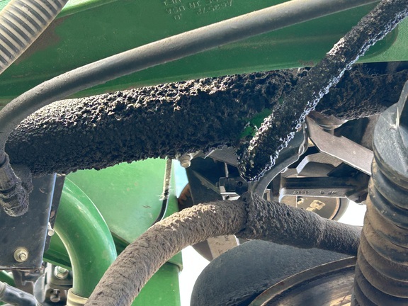 2003 John Deere 1890 Air Seeder