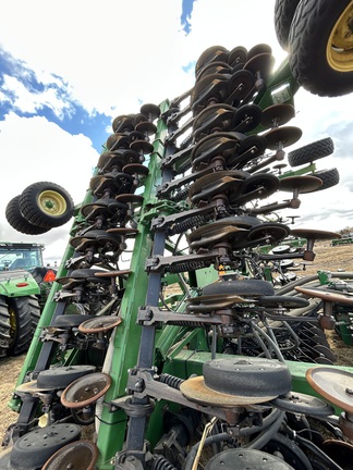 2003 John Deere 1890 Air Seeder