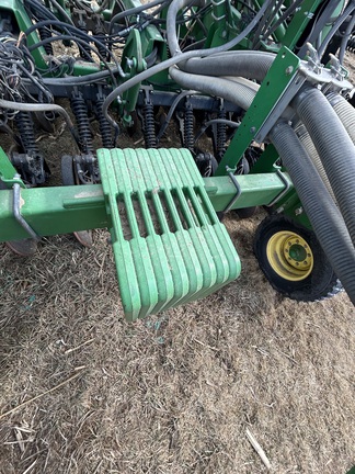 2003 John Deere 1890 Air Seeder