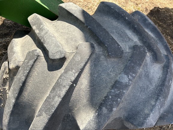 2003 John Deere 1890 Air Seeder