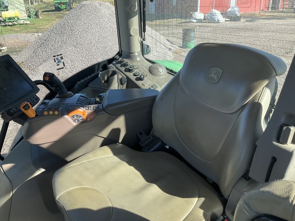 2022 John Deere 6R 195 Tractor