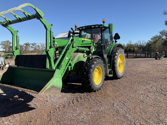 2022 John Deere 6R 195 Tractor