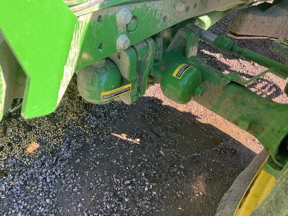 2022 John Deere 6R 195 Tractor