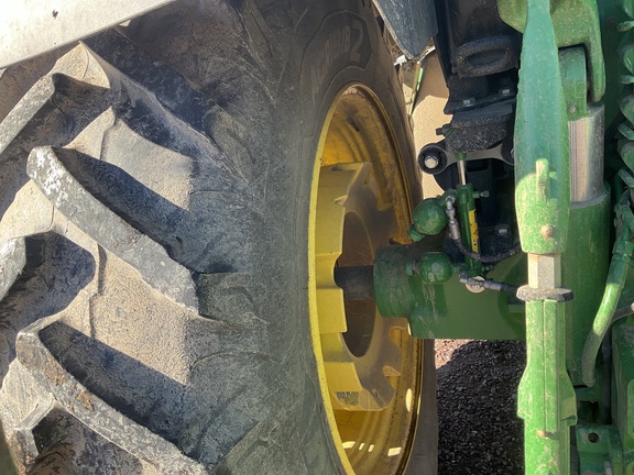 2022 John Deere 6R 195 Tractor