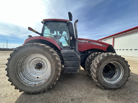 2011 Case IH Magnum 290 Tractor