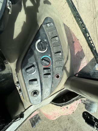 2011 Case IH Magnum 290 Tractor