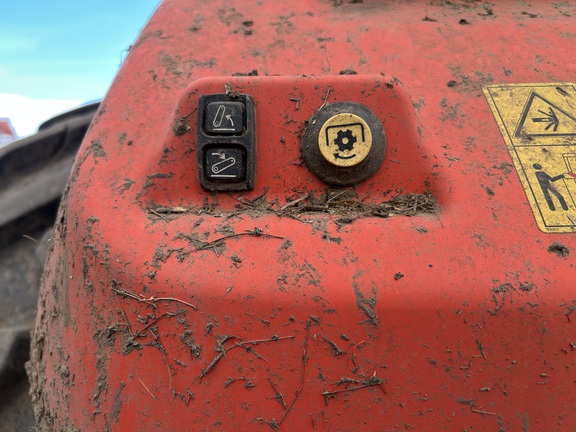 2019 Kubota M8-201 Tractor