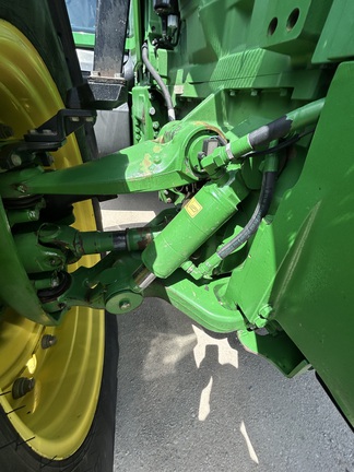 2003 John Deere 8520 Tractor