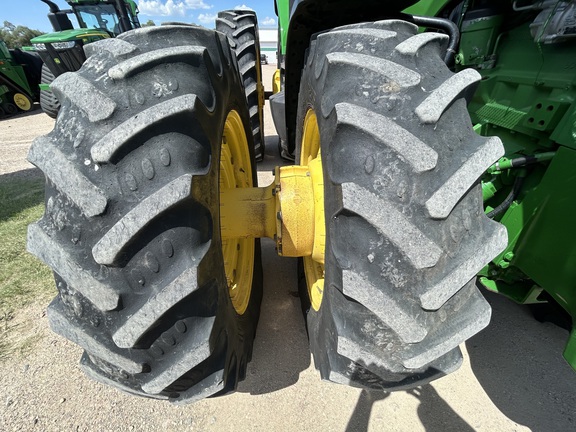 2003 John Deere 8520 Tractor