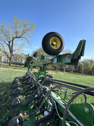 2024 John Deere DB60 Planter