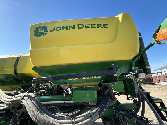 2024 John Deere DB60 Planter