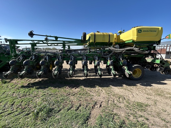2024 John Deere DB60 Planter