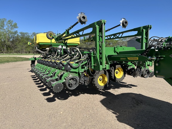 2023 John Deere DB60 Planter