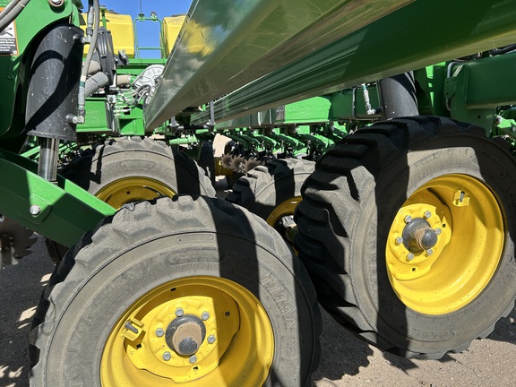 2023 John Deere DB60 Planter