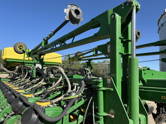 2023 John Deere DB60 Planter