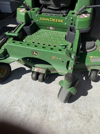 2011 John Deere Z720A Mower/Zero Turn