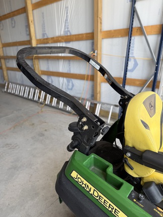 2011 John Deere Z720A Mower/Zero Turn