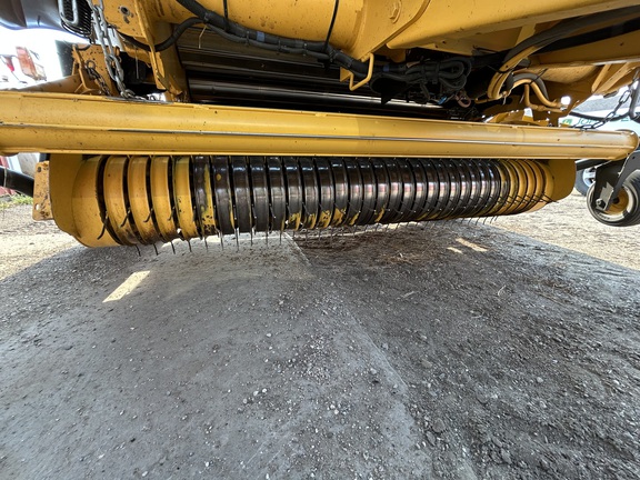 2022 New Holland Rollbelt 560 Baler/Round