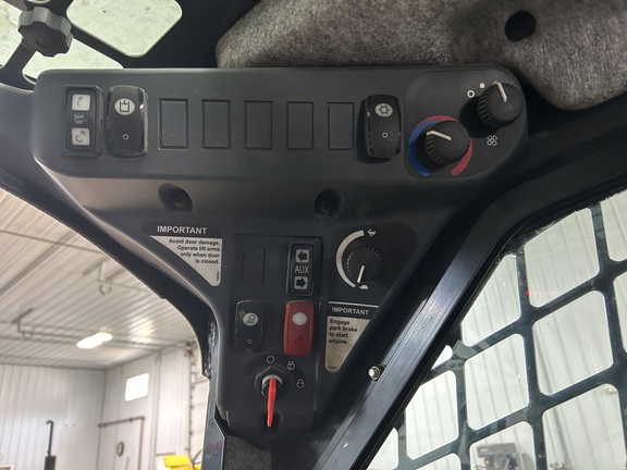 2012 John Deere 328D Skid Steer Loader