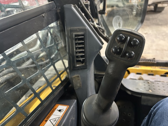 2012 John Deere 328D Skid Steer Loader