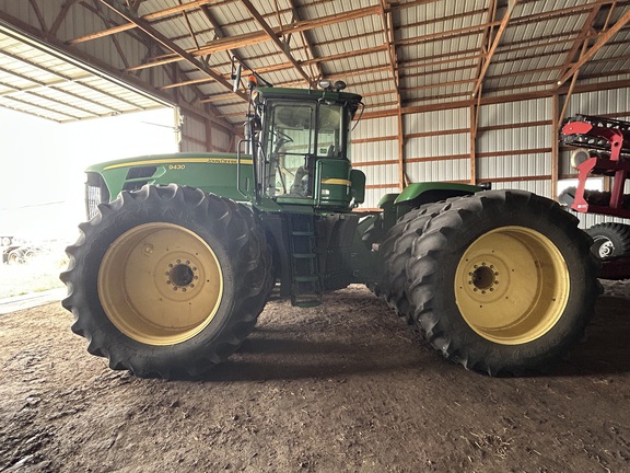 2009 John Deere 9430 Tractor 4WD