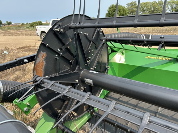 2013 John Deere 640FD Header Combine