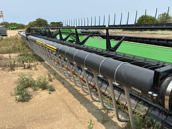 2013 John Deere 640FD Header Combine