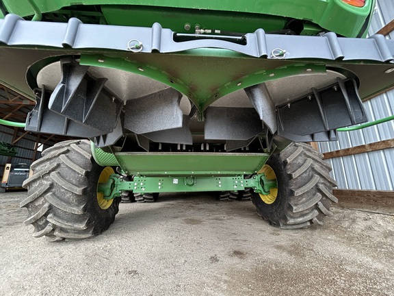 2022 John Deere S770 Combine