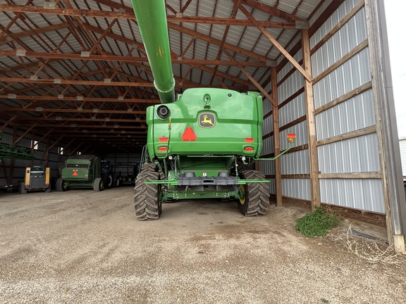 2022 John Deere S770 Combine