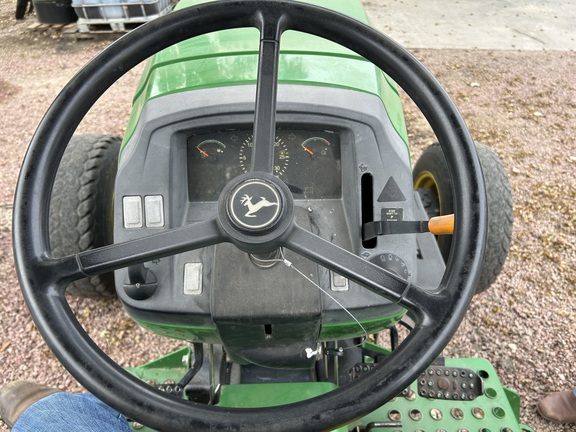 2005 John Deere 5325 Tractor