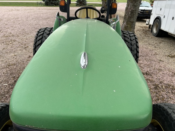 2005 John Deere 5325 Tractor