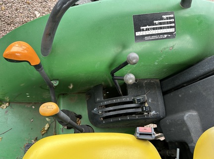 2005 John Deere 5325 Tractor