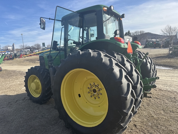 2012 John Deere 7330 Tractor